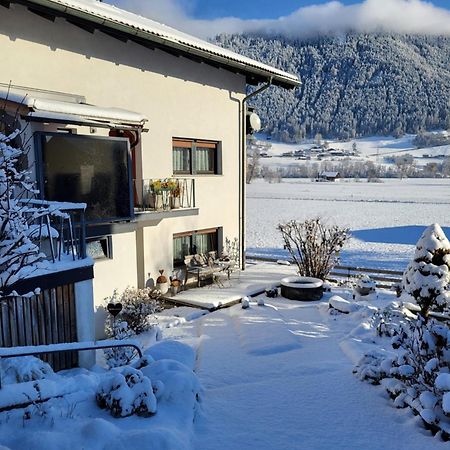 Apartment Bei Anna Schlitters Εξωτερικό φωτογραφία